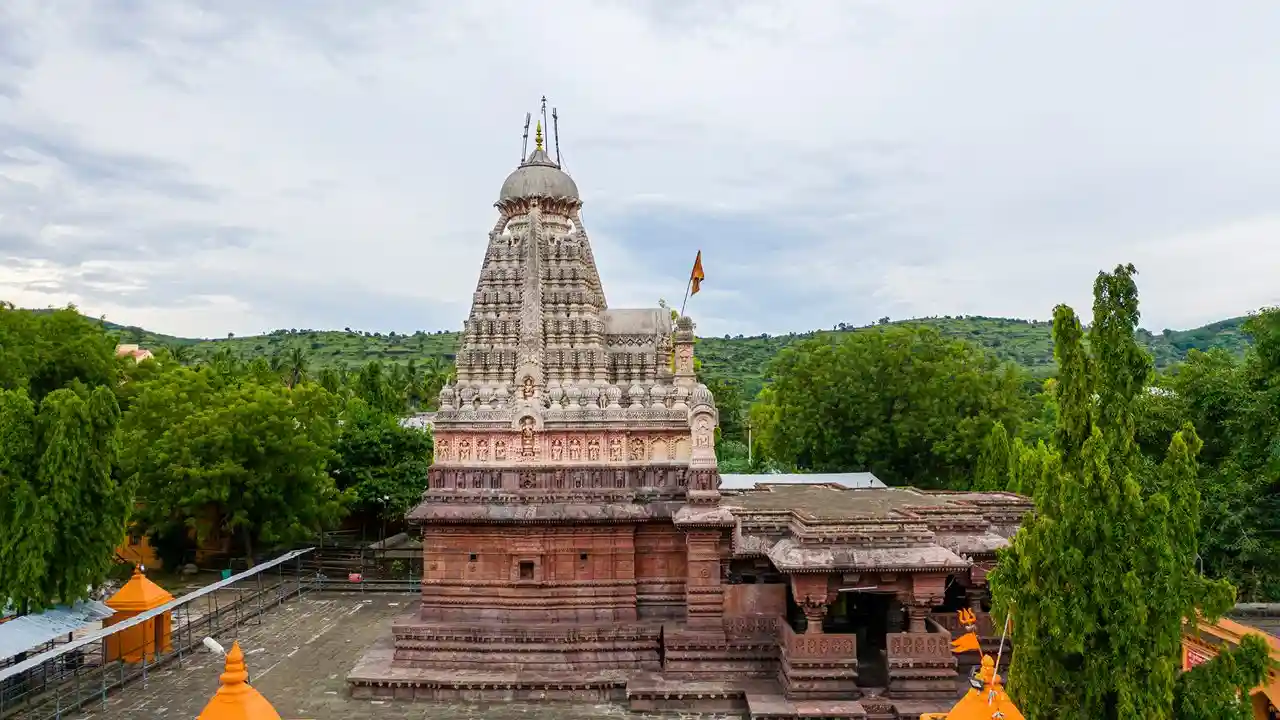 7 Jyotirlinga Darshan Tour